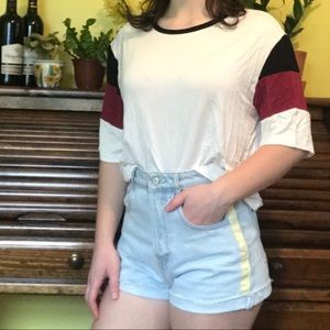 ⭐️3 for $15⭐️ White Colorblock Shirt